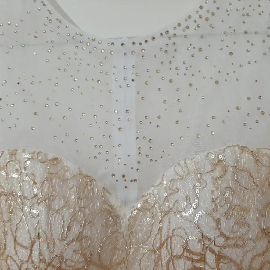 لباس دنباله دار مجلسی