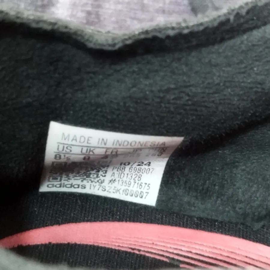 استوک اورجینال فوتبال