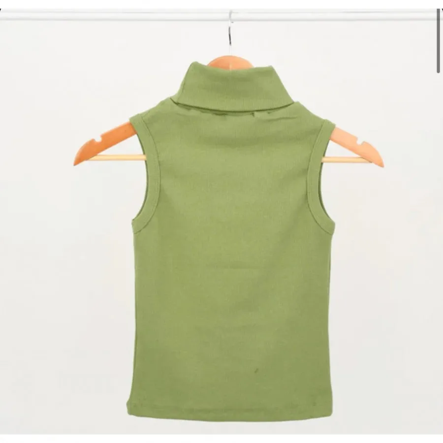 تاپ یقه اسکی