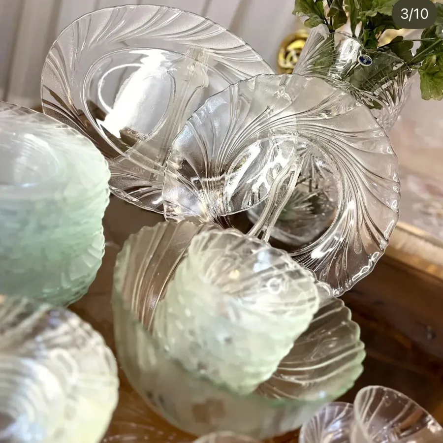 سرویس کامل غذاخوری