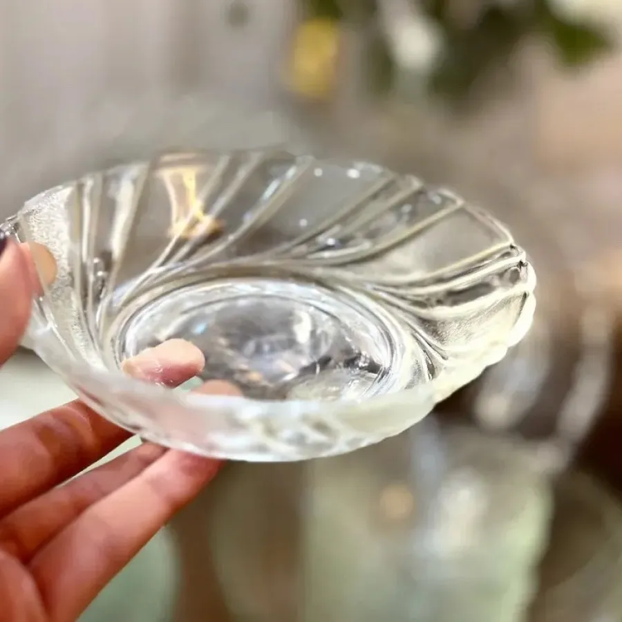 سرویس کامل غذاخوری