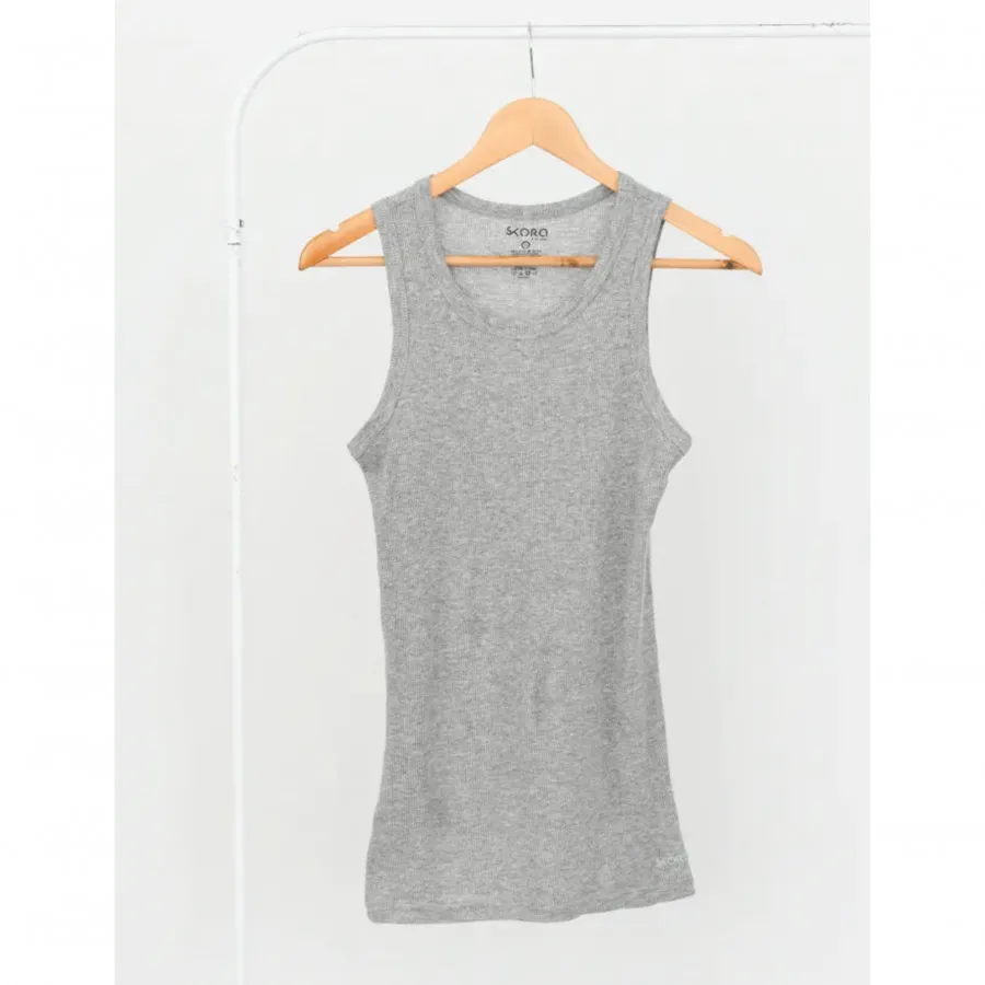 تاپ دخترانه و زنانه