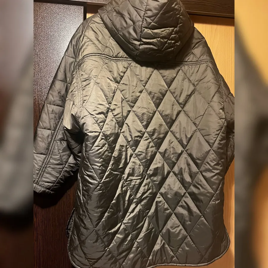 کاپشن و بارانی