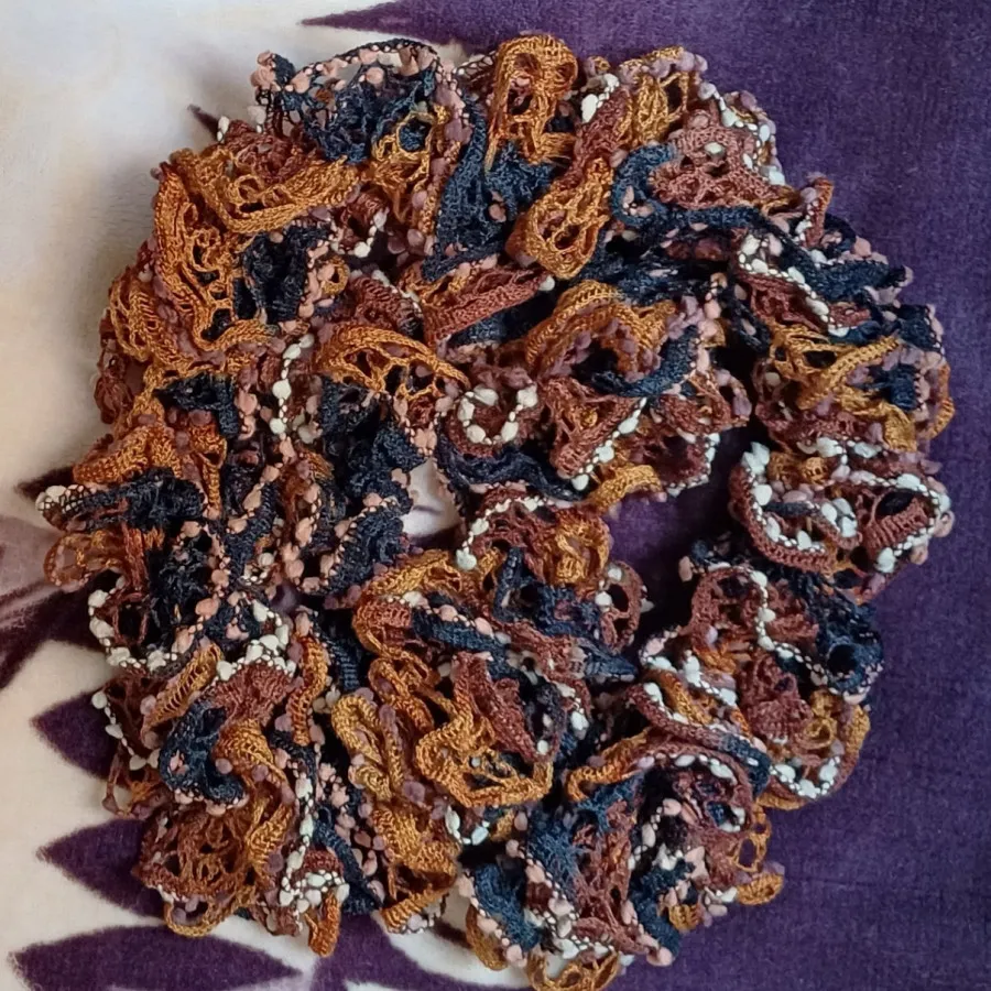 شال گردن دانتل