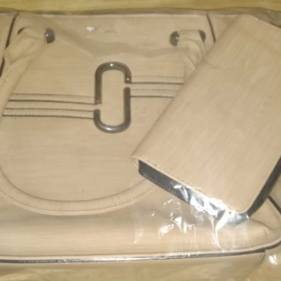 کیف وکیف پول ست