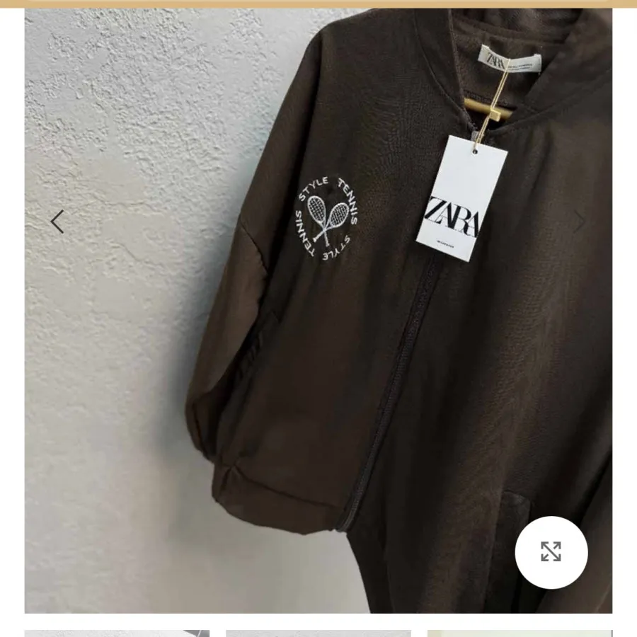 بامبر جکت طرح تنیس