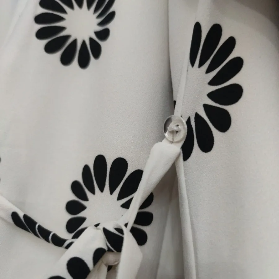 پیراهن گلدار