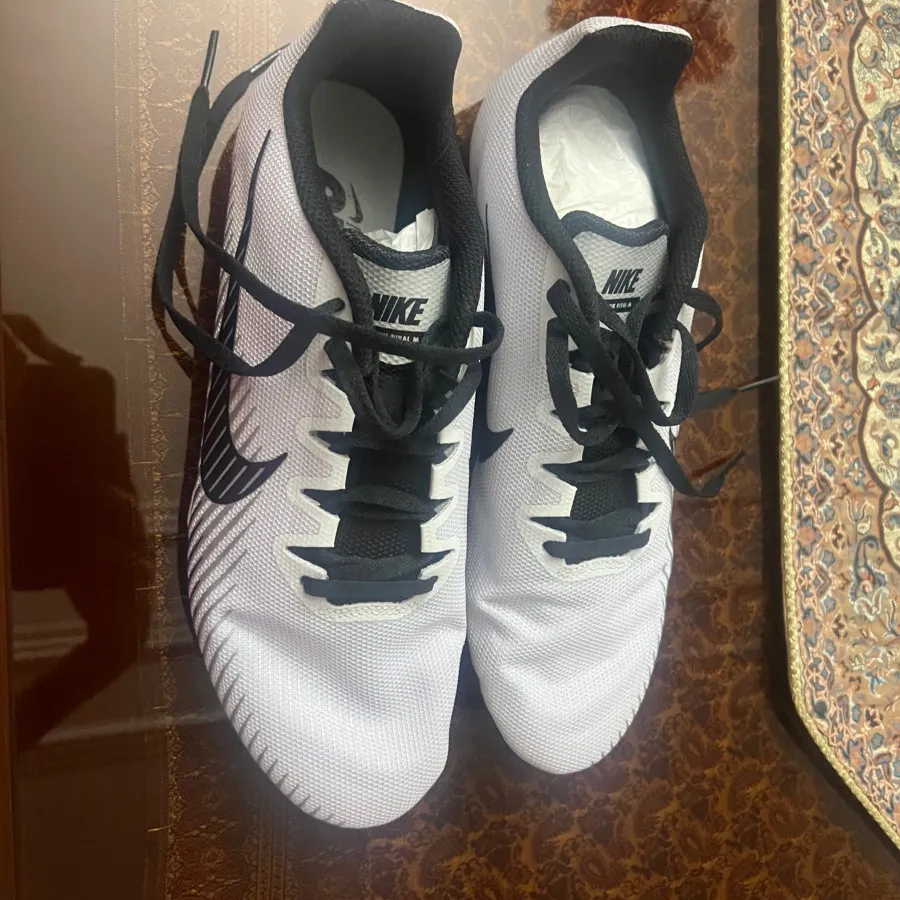 کفش میخی نایک