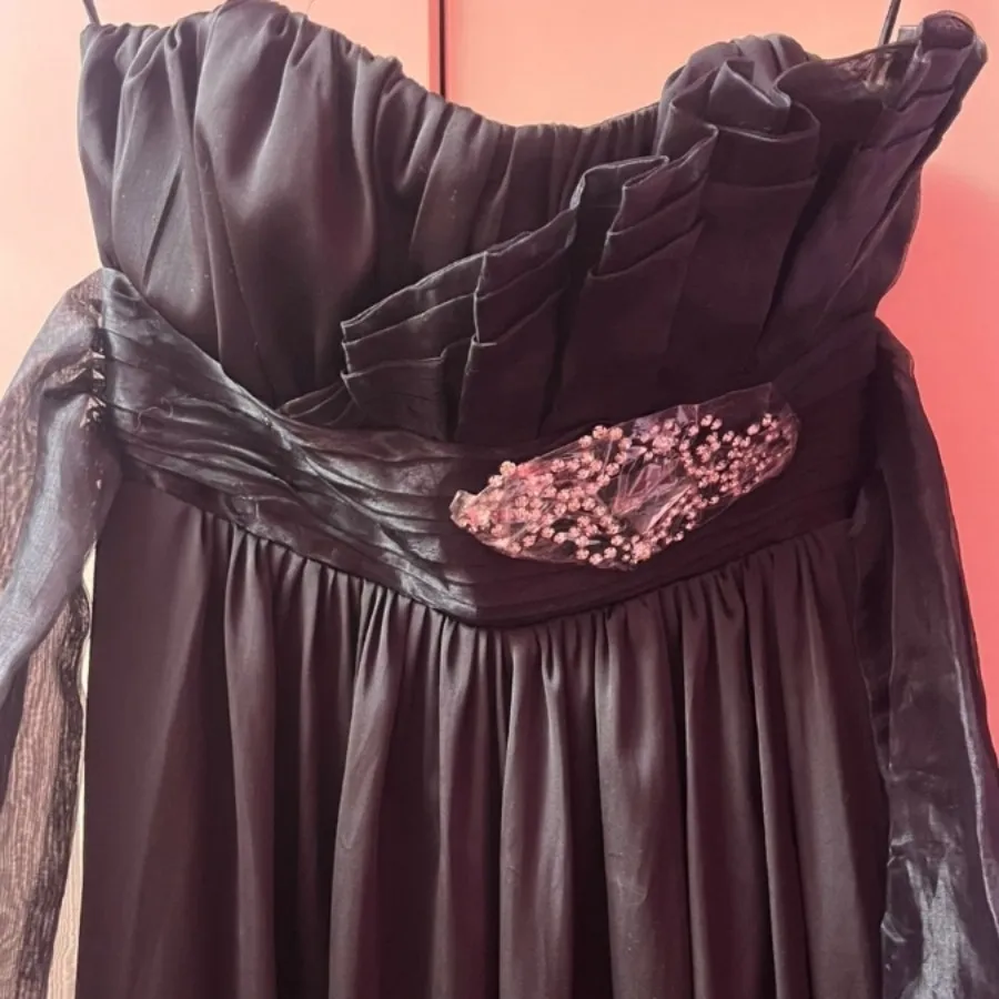 لباس‌ مجلسی مشکی