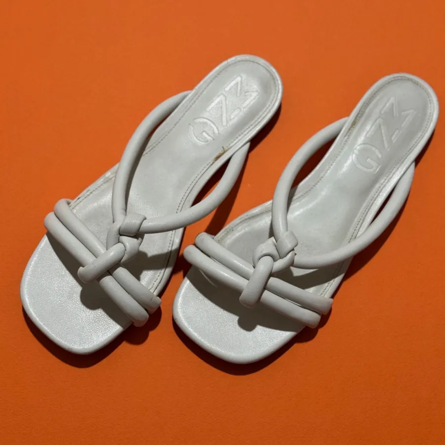 صندل سفید منگو