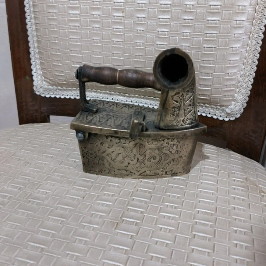 اتو ذغالی دودکش دار