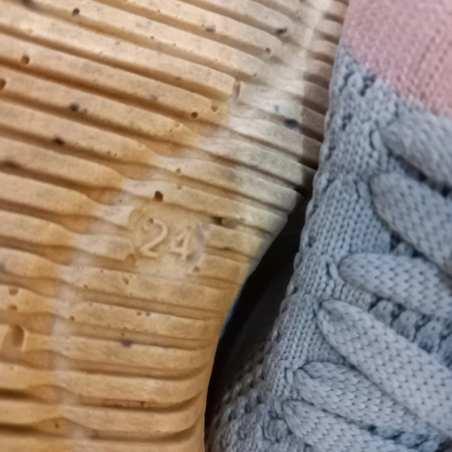 کفش کشی اسپرت 24