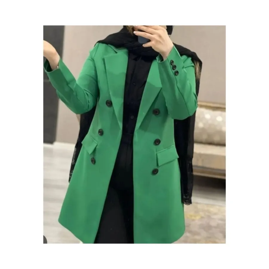 مانتو سبز مازراتی