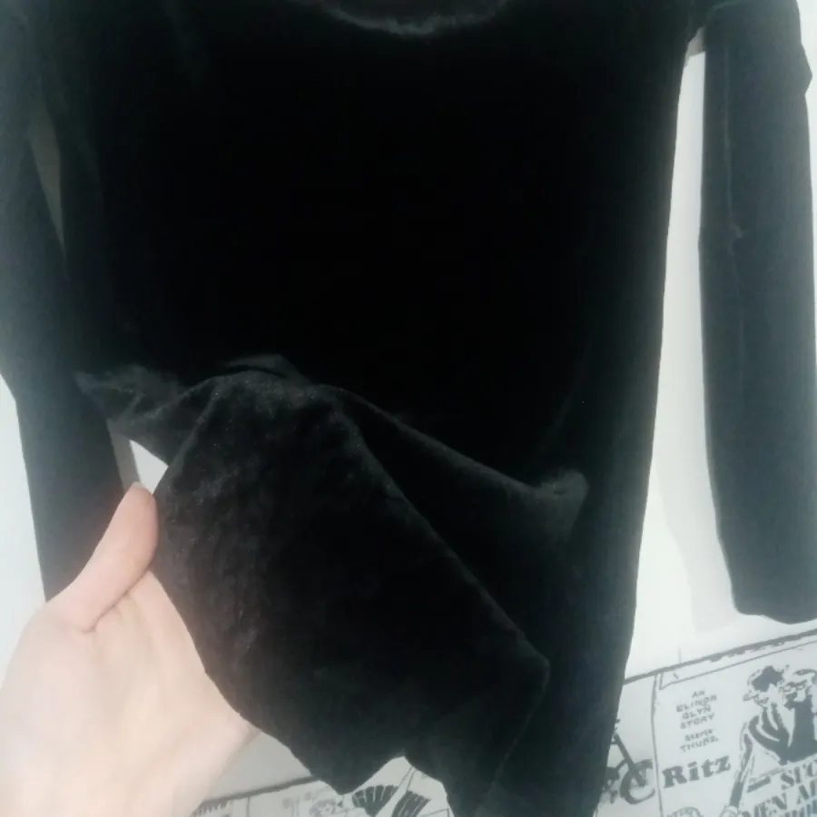 بلوز کراپ مخمل خارجی