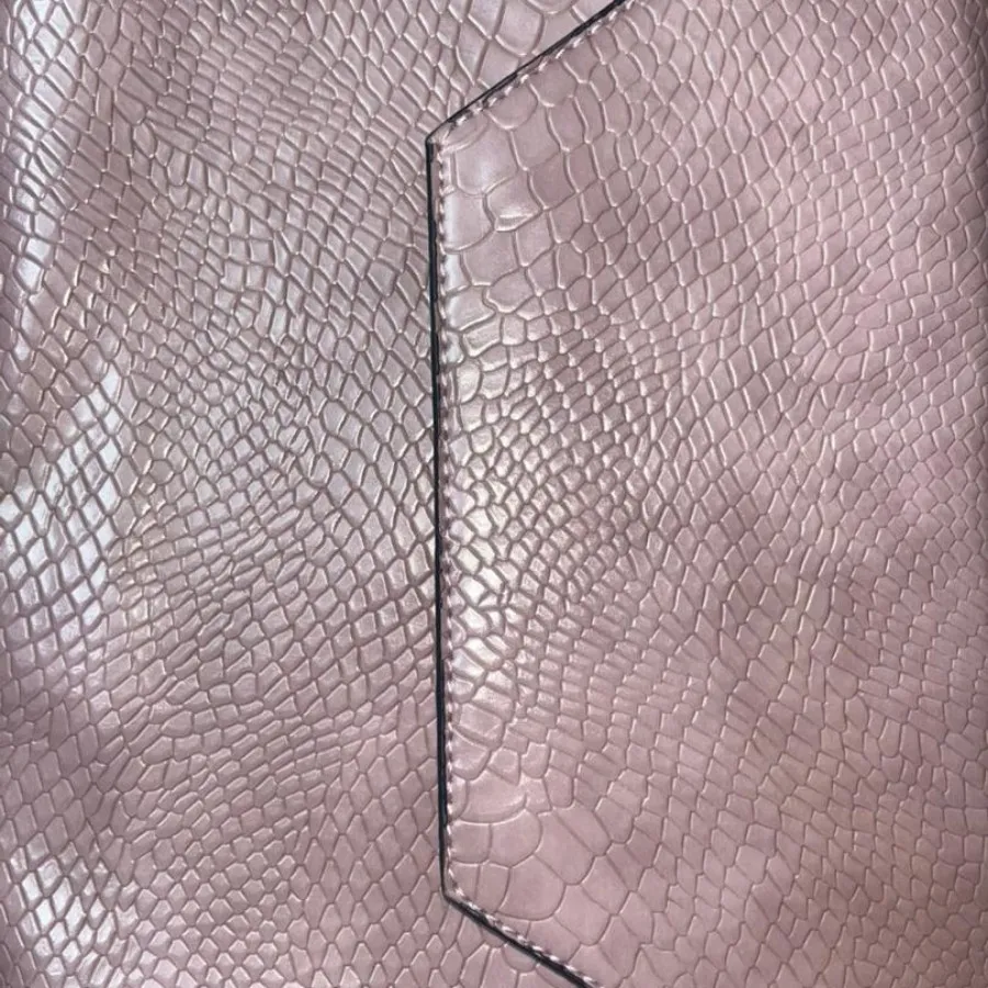 کیف چرم پوست ماری