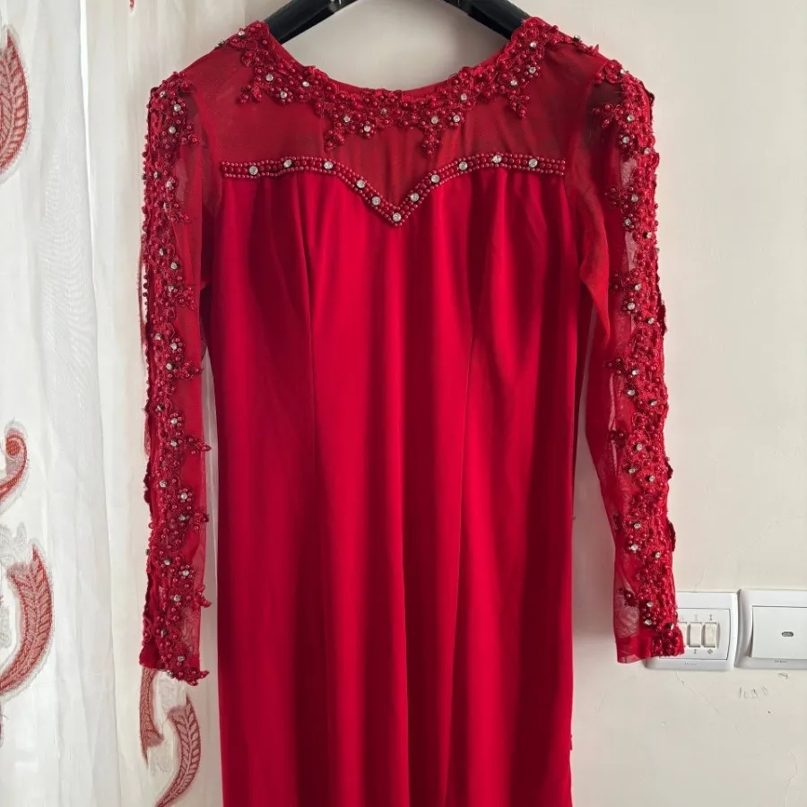 لباس مجلسی شب رنگ قرمز