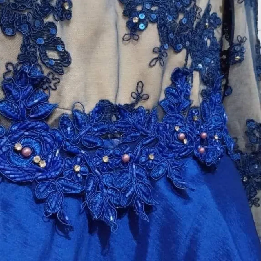 لباس مجلسی آبی کاربنی