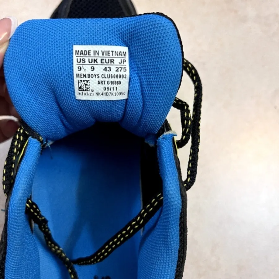 کفش آدیداس اصل با کارتن