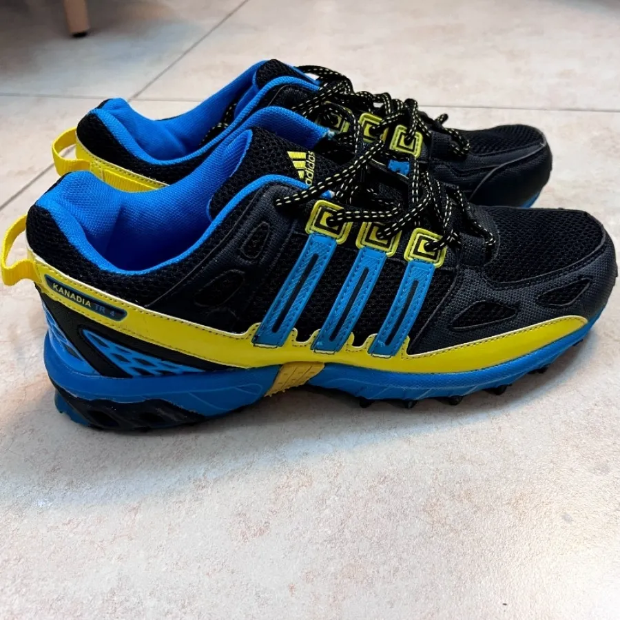 کفش آدیداس اصل با کارتن