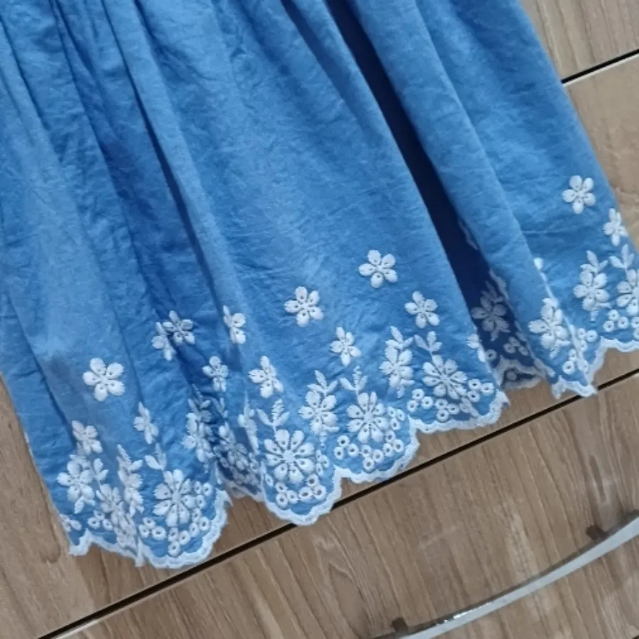 پیراهن دخترانه