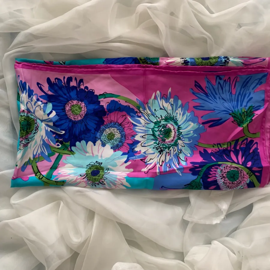 روسری های ابریشم وساتن