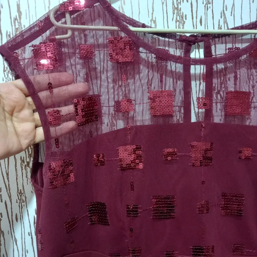 پیراهن مجلسی کرپ‌پولکی نو