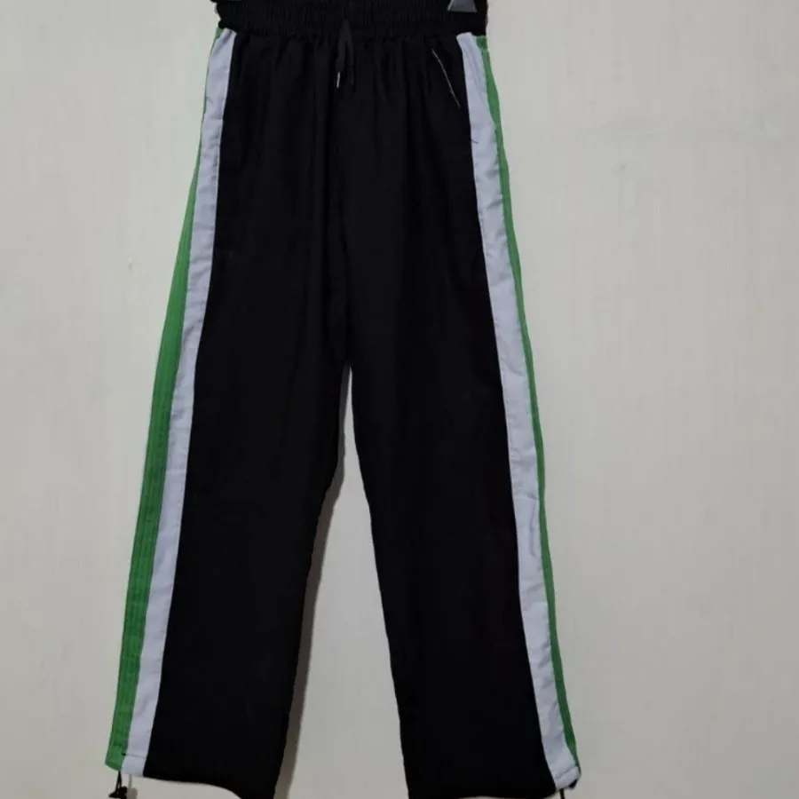 لباس و شلوار اسپرت