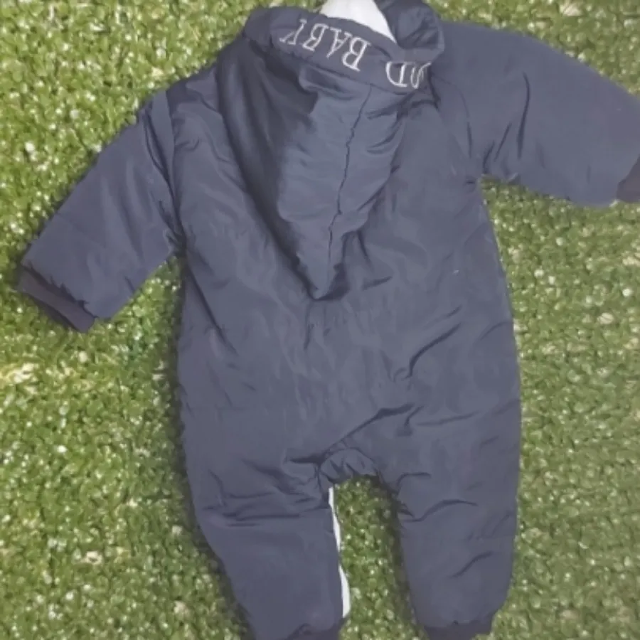 کاپشن نوزادی