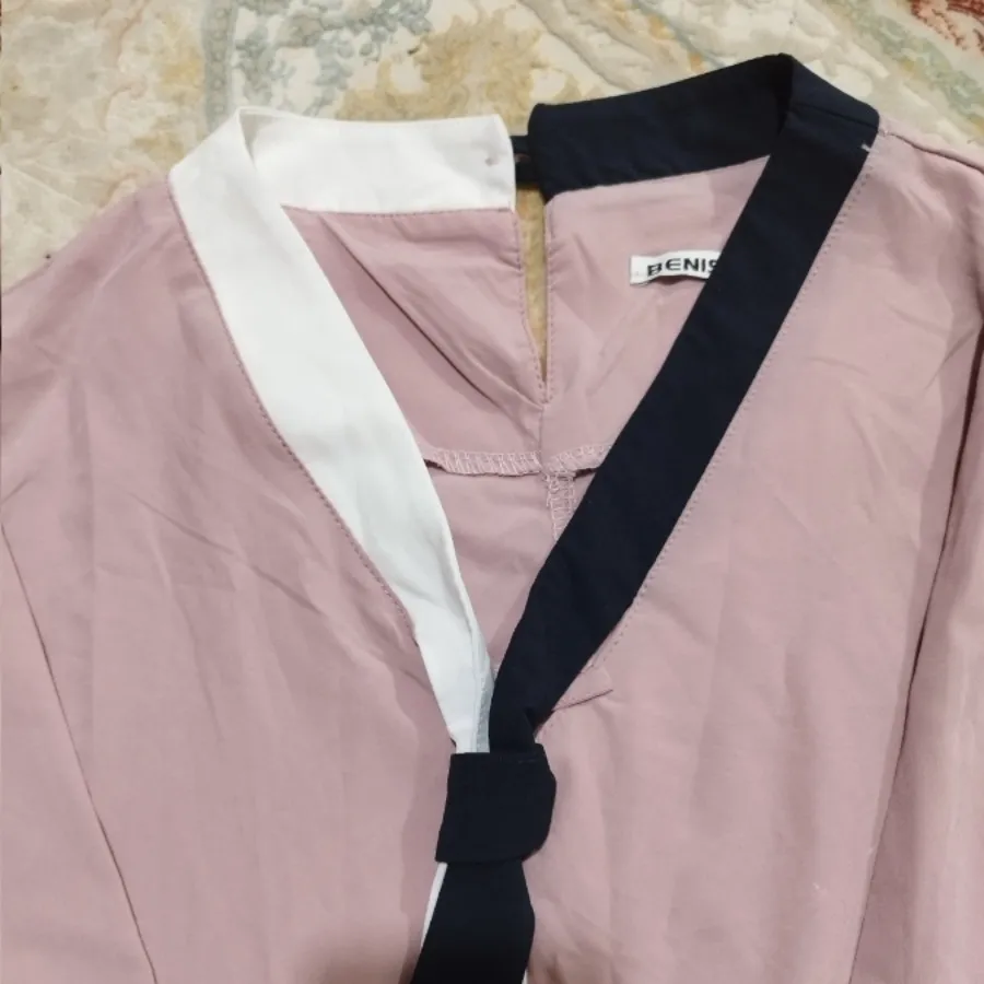 شومیز یقه کراواتی