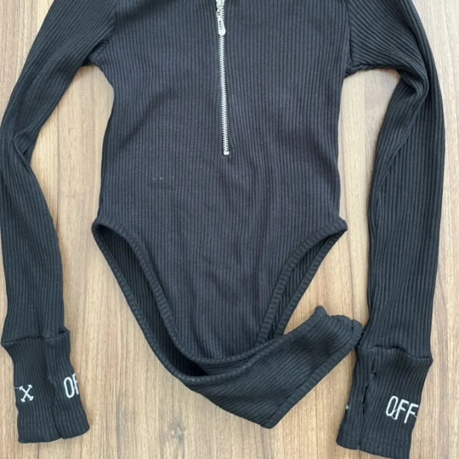 بادی فینگر دار