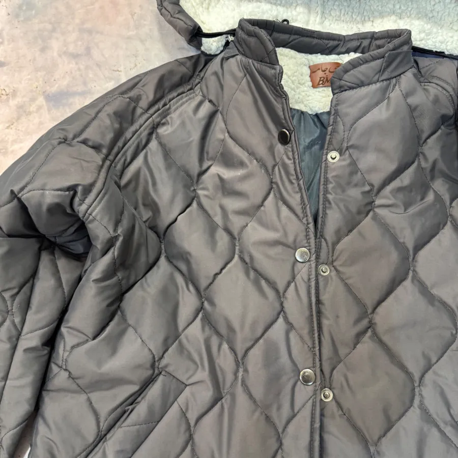 کاپشن کلاه دار