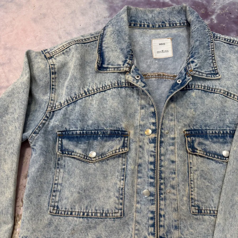 کت جین ابی روشن