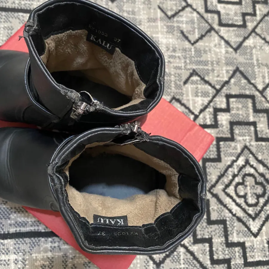 نیم بوت خارجی