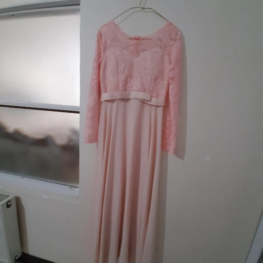 لباس مجلسی گیپور و حریر