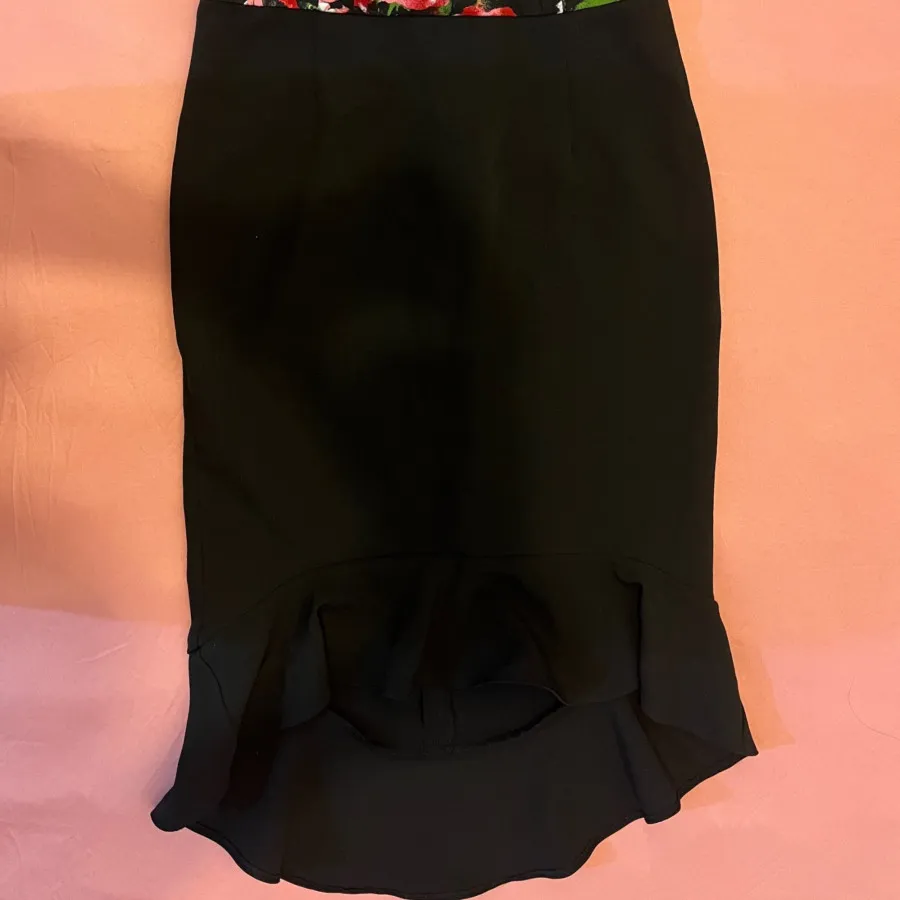 پیراهن دکلته گل گلی