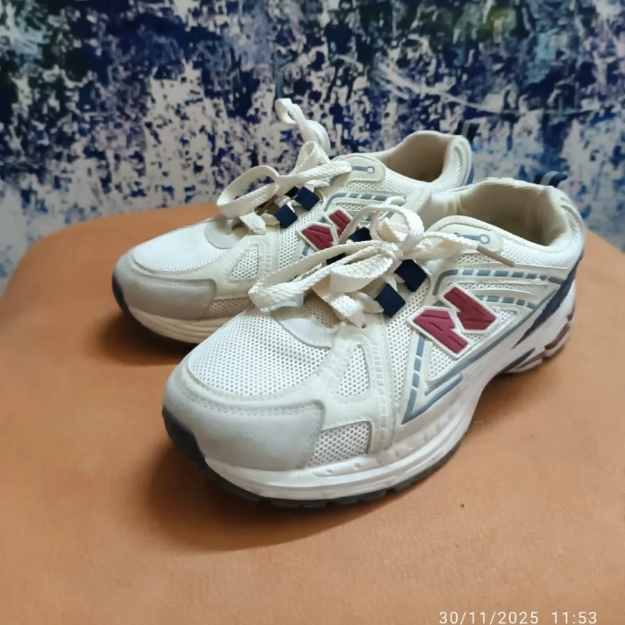 کتونی زنانه