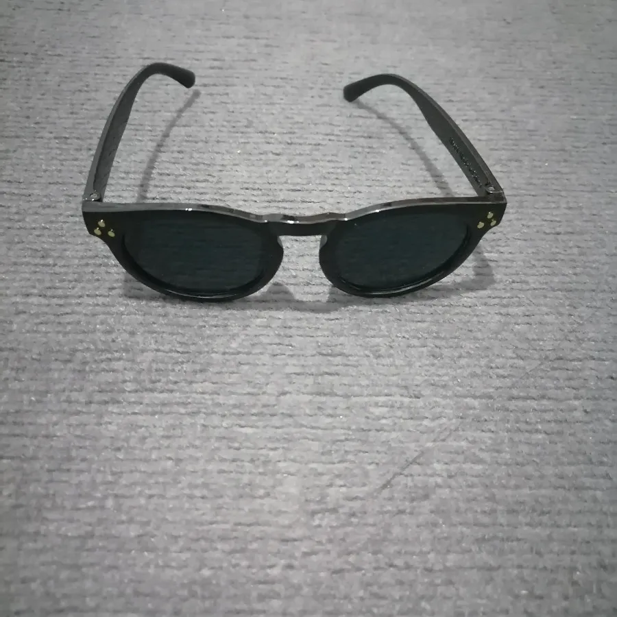 عینک افتابی