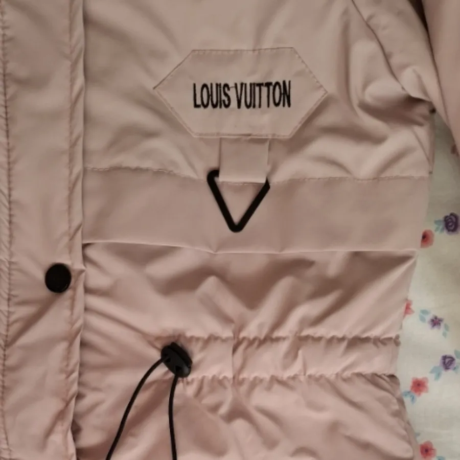 پالتو صورتی سالم و تمیز