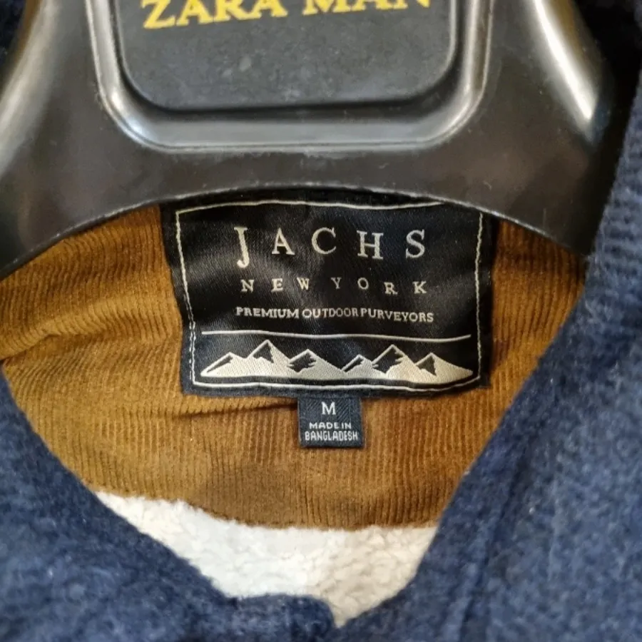 کاپشن jachs new York