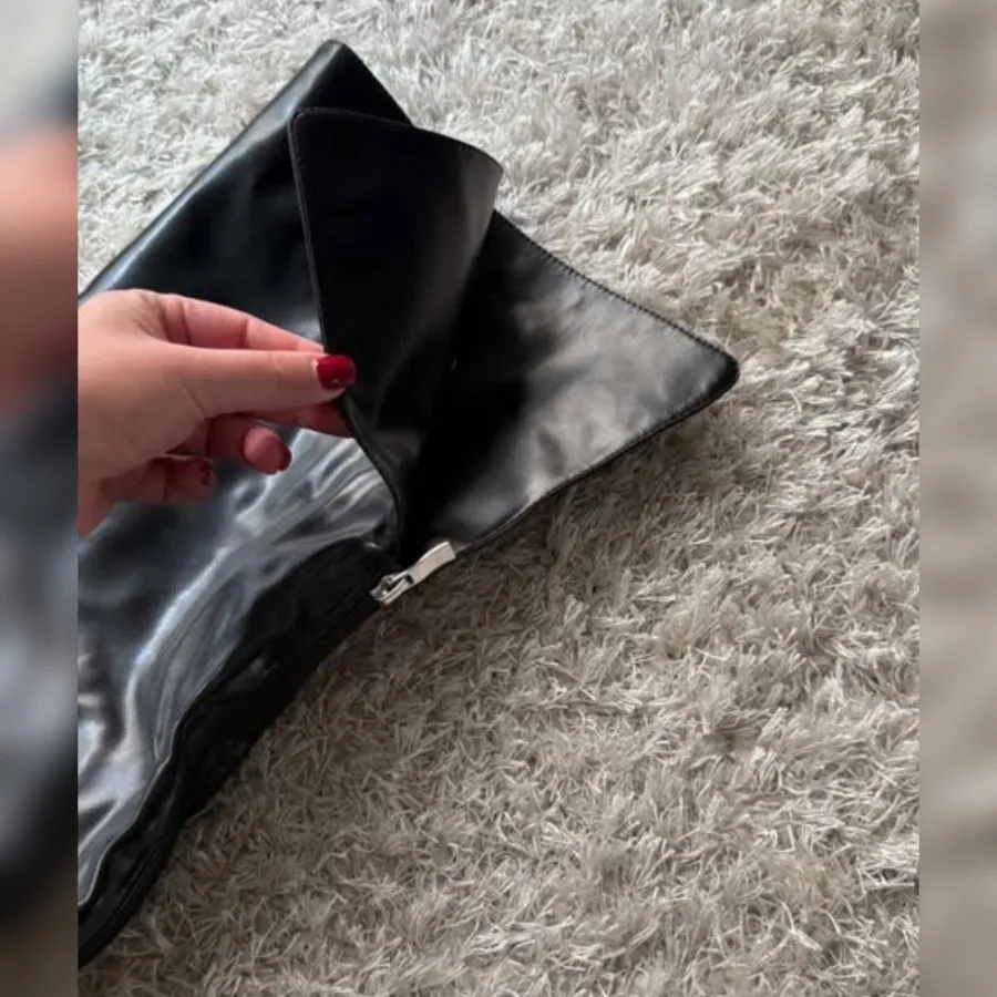 بوت بلند prettylittlethin