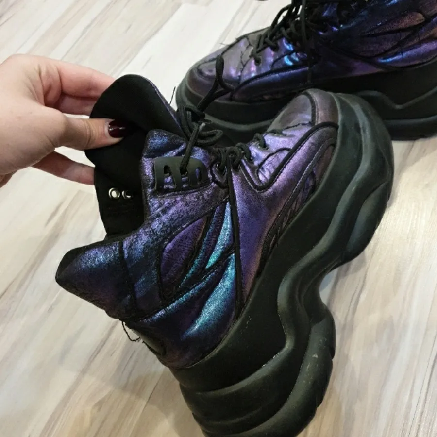 کفش ساقدار آوانگارد