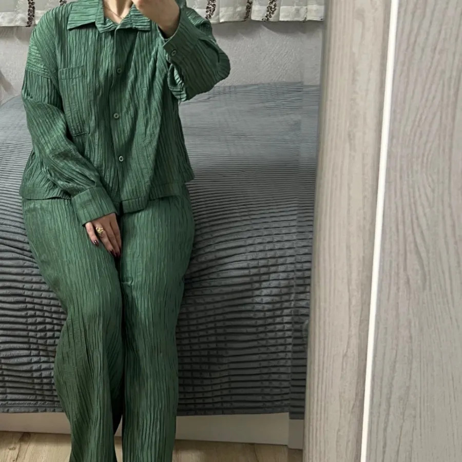 ست بلوز شلوار پلیسه