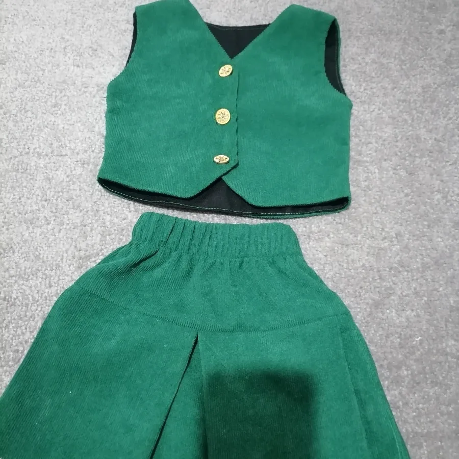 جلیقه و دامن