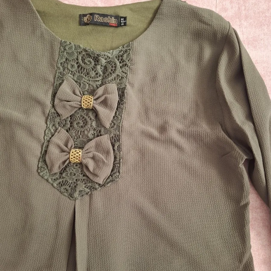 شومیز سبز پشت گیپور