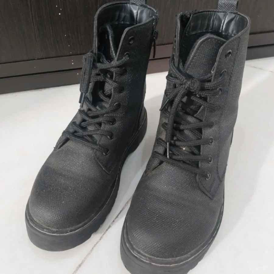 بوت دخترانه