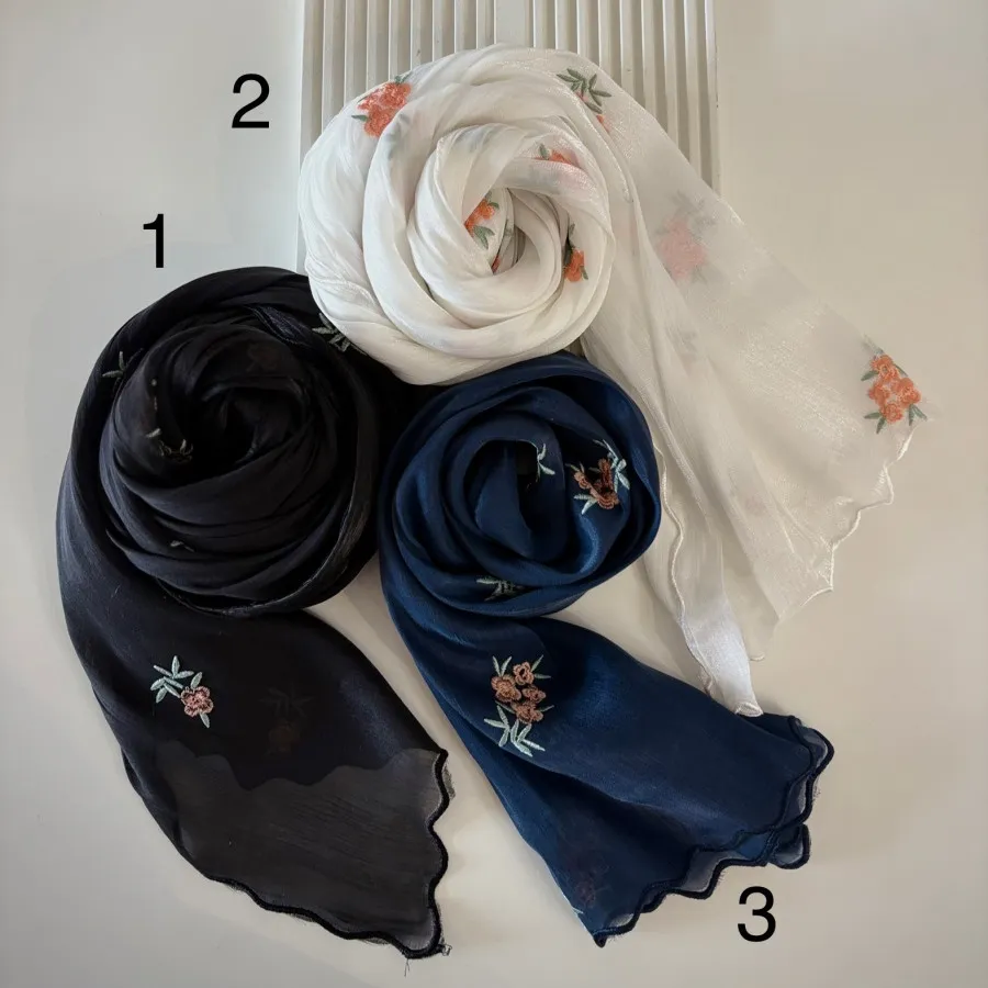 شال حریر گلدار