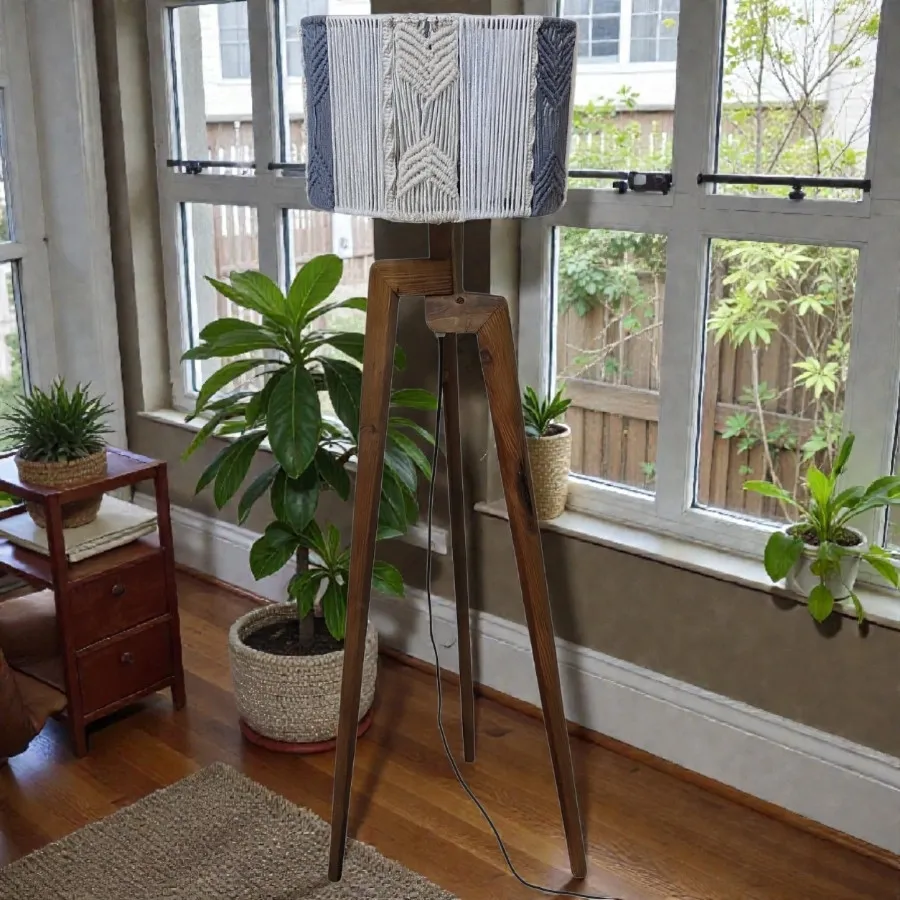 فریم آباژور (شید)