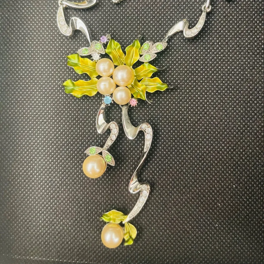 ست گردنبند و گوشواره