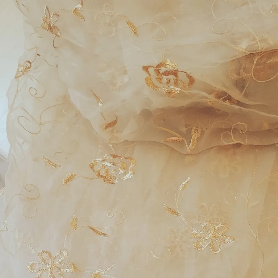 پرده ترک سالن