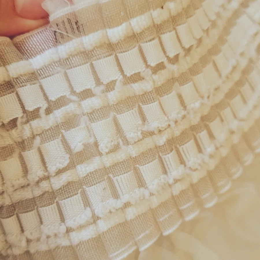 پرده ترک سالن